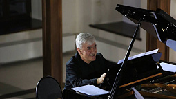 Необычную программу представят в алтайской филармонии пианисты из Санкт-Петербурга