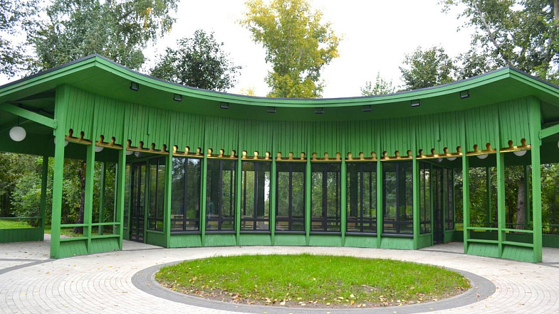 Популярный в советское время шахматный павильон восстановили в барнаульском парке «Изумрудный»