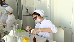 Сегодня фармацевты России отмечают профессиональный праздник