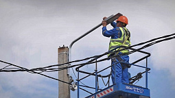 В барнаульском посёлке Власиха заканчивают обустройство уличного освещения