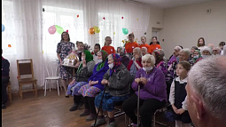 Как сделать подарок пожилым людям, живущим в домах-интернатах? 