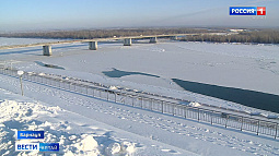 В Алтайском гидрометцентре рассказали, было ли аномальным позднее замерзание Оби?