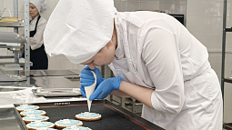 Какие необычные сладости готовят сибирские кондитеры? 