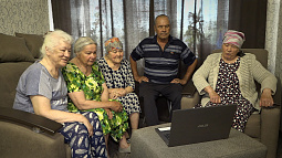 Уникальные кадры кинохроники: семья Ожмеговых увидела своих родных 64 года назад