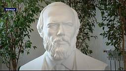 В день рождения Фёдора Достоевского в Барнауле заканчивают отливку памятника великому писателю