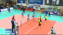 Волейболисты барнаульского «Университета» приняли на домашней площадке команду из Тюмени