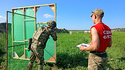 Как в регионах Сибири работают школы армейской и практической стрельбы?