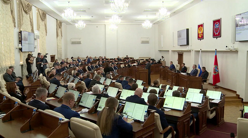 Депутаты АКЗС приняли бюджет региона в первом чтении