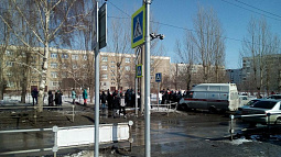 В Барнауле семиклассник достал во время урока предмет, похожий на гранату