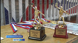 Накануне Всемирного дня настольного тенниса в Поспелихе устроили соревнования