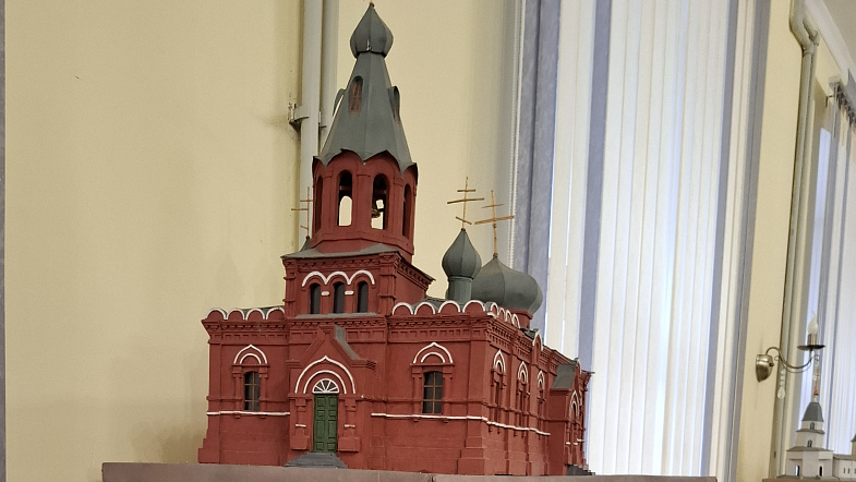 В Барнауле открылась выставка, посвящённая монашеским обителям