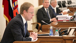 Виктор Томенко уже сегодня подпишет документы об увеличении зарплат бюджетникам и муниципальным служащим