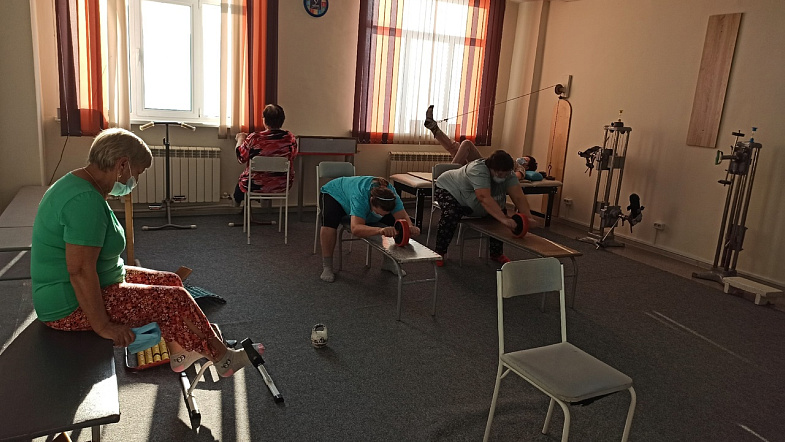 В краевой клинической больнице благодаря новому оборудованию ставят на ноги обездвиженных пациентов
