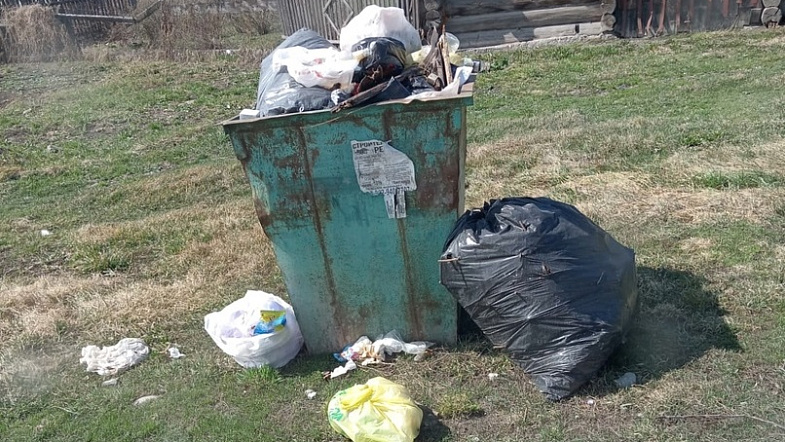 Жители Алтайского района пожаловались на мусорного регоператора в Генпрокуратуру