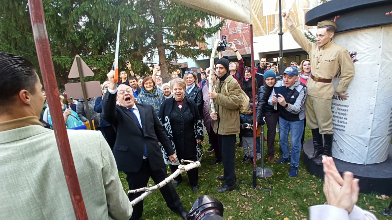 На театральный фестиваль «Здравствуйте, люди!» приехали зрители из других регионов