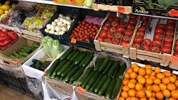 Жители Алтайского края жалуются, что цены на свежие овощи резко выросли