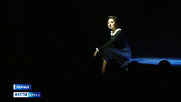 Как в репертуаре Музыкального театра Алтая появился спектакль-кабаре «Коко Шанель и её мужчины»?