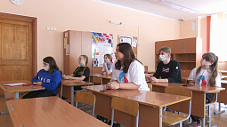 Корреспонденты и редакторы алтайских СМИ провели для школьников мастер-классы по журналистике