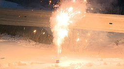 Жителям Алтайского края не рекомендуют в ветреную погоду запускать фейерверки