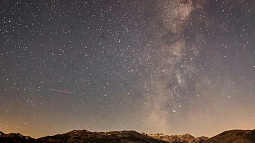 В небе над Алтайским краем можно наблюдать пик метеорного потока Персеиды