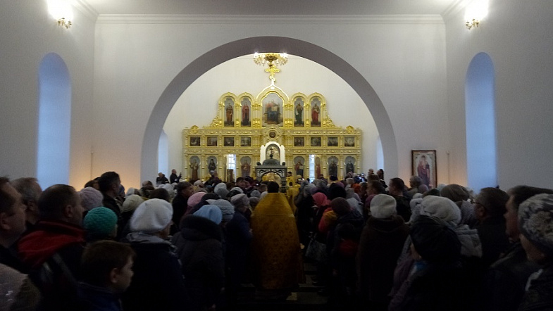 Храм, где крестили Калашникова. Спустя 85 лет в Курье открылась Знаменская церковь