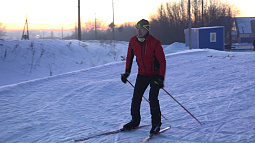 В райцентре Смоленское открыли освещённую лыжную трассу