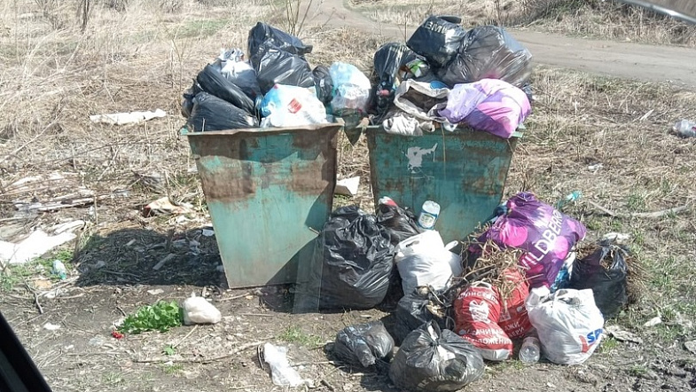 Жители Алтайского района пожаловались на мусорного регоператора в Генпрокуратуру