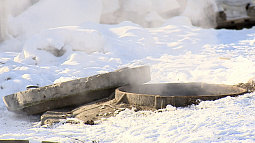 Барнаульский водоканал устраняет коммунальные аварии в экстремальных погодных условиях