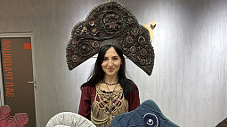 Барнаульский дизайнер делает лучшие в стране женские головные уборы