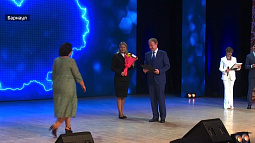 В Алтайском крае на три заслуженных учителя Российской Федерации стало больше