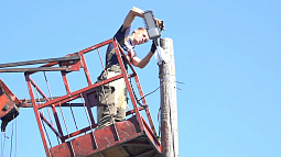 В посёлке Кировском Смоленского района впервые за долгие годы вновь появилось уличное освещение