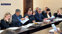 Депутаты в Камне-на-Оби вновь не смогли решить нужные для муниципалитета вопросы
