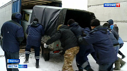 Из Барнаула в зону СВО отправили бронеавтомобиль и новогодние подарки для луганского детдома