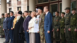  В небо над Барнаулом сегодня запустят белые шары в память о жертвах теракта в Беслане