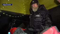 Легендарный путешественник Фёдор Конюхов прибыл в Алтайский край и установил национальный рекорд 