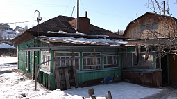 В Барнауле талые воды затопили частные дома в Центральном районе