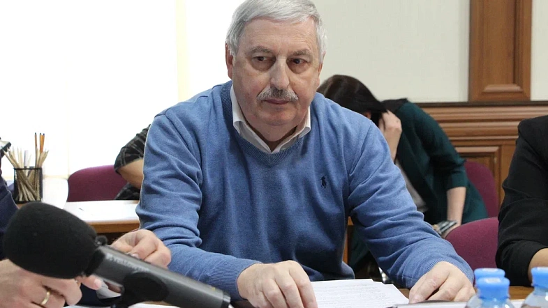 Проблемы участников СВО обсудили в Барнауле власти и общественники