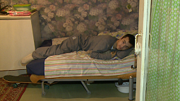 В Барнауле нашли раздетым подростка-инвалида. Прокуратура и СУСК начали обыски в органах профилактики