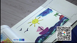 Девочка с ДЦП рисует так красиво, что альбом с её картинами издали в Москве