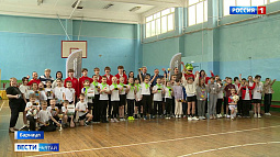 «Смысл жизни – быть здоровым»: фестиваль спорта провели сегодня на площадке 81-й школы Барнаула