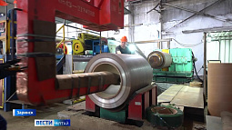 Губернатор Виктор Томенко посетил новое предприятие в Заринске