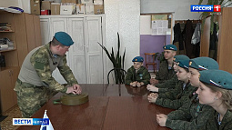 В Шипуновском районе участник СВО Иван Зеленцов организовал отряд юнармейцев