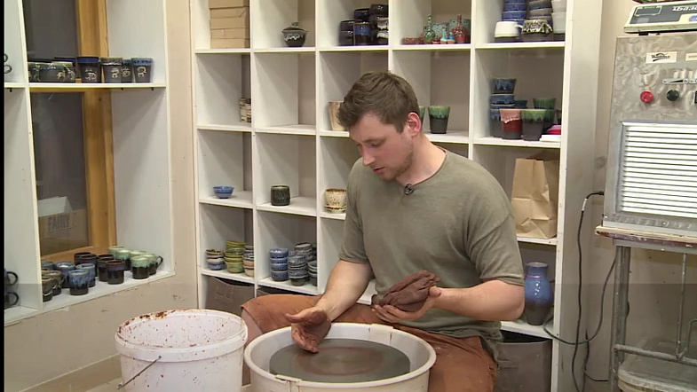 Как барнаульский гончар Михаил Бывших «слепил» свою судьбу