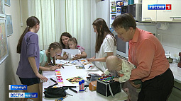 В многодетной барнаульской семье Калининых рассказали, как будут праздновать День матери