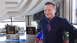23 мая исполнилось бы 55 лет шеф-редактору и ведущему алтайских «Вестей» Владиславу Сухачёву
