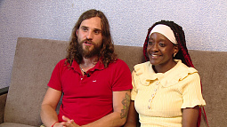 Переехавшая на Алтай африканская принцесса Лимпопо получила многократную частную визу