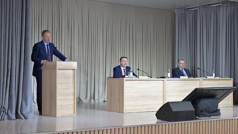 Председателем Алтайского краевого союза организаций профсоюза вновь избран Иван Панов