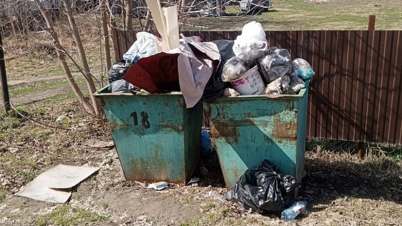Жители Алтайского района пожаловались на мусорного регоператора в Генпрокуратуру