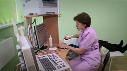 Начинающие медики получат доплаты и сопровождение наставника