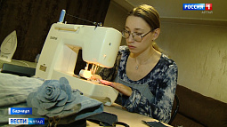 Барнаульские модели блистали на подиуме в стильных образах из поношенных джинсовых вещей